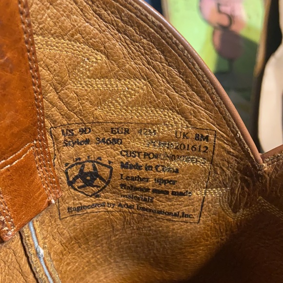 Ariat cowboy boots - Picture 5 of 10